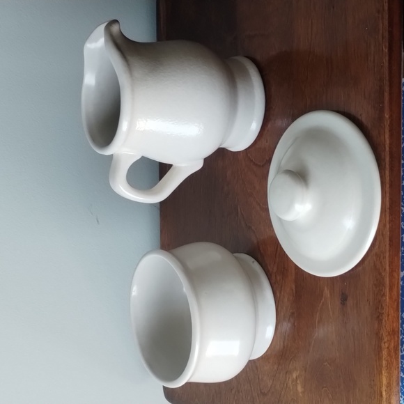 Pfaltzgraff cream and sugar set - Picture 4 of 4